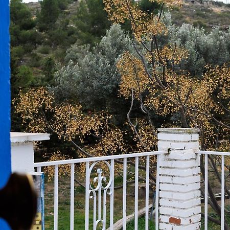 La Casa De Las Burbujas Azules Caspe Kültér fotó