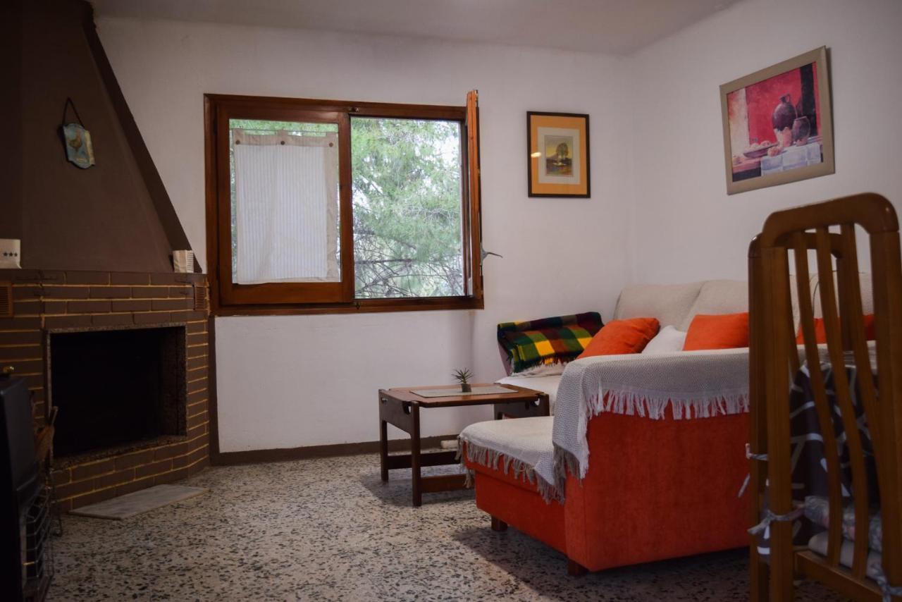 La Casa De Las Burbujas Azules Caspe Kültér fotó