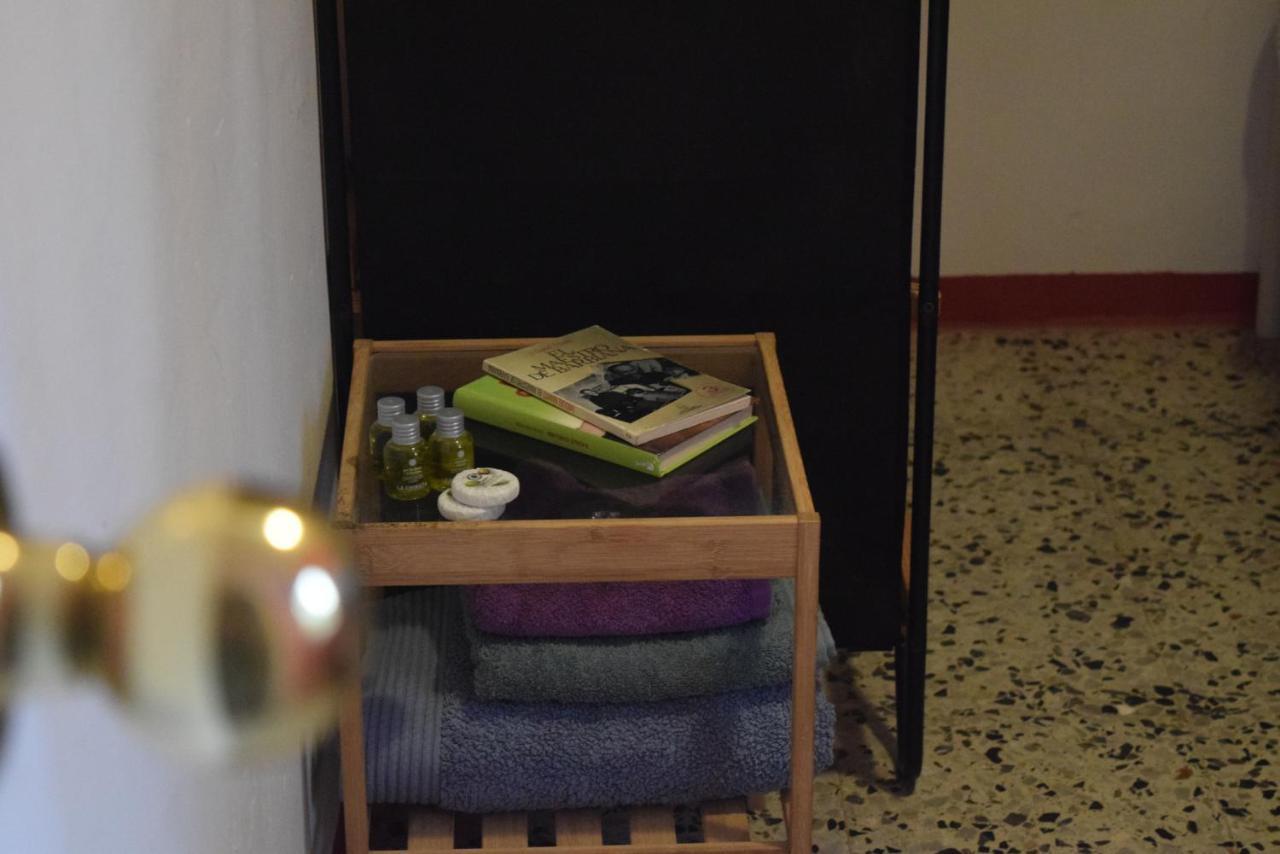 La Casa De Las Burbujas Azules Caspe Kültér fotó